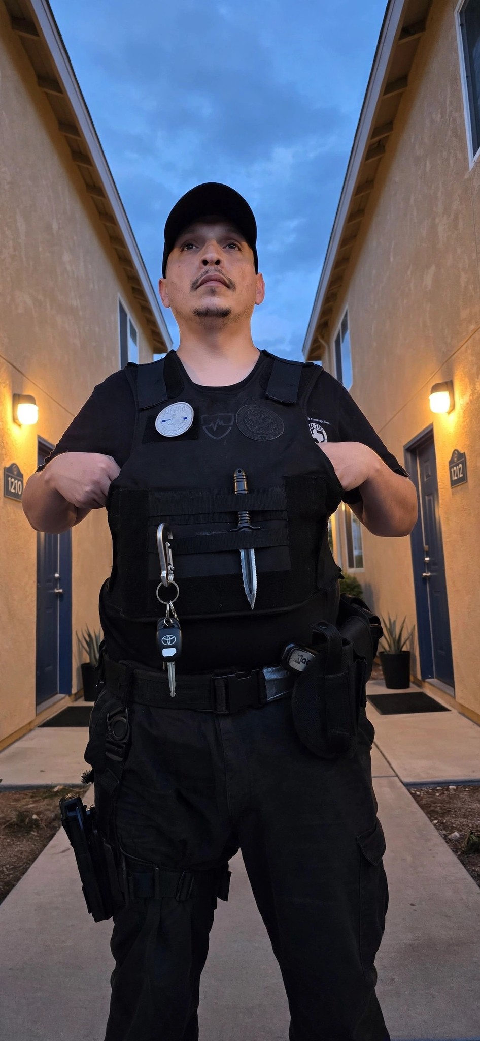 SAVS officer gear, front view